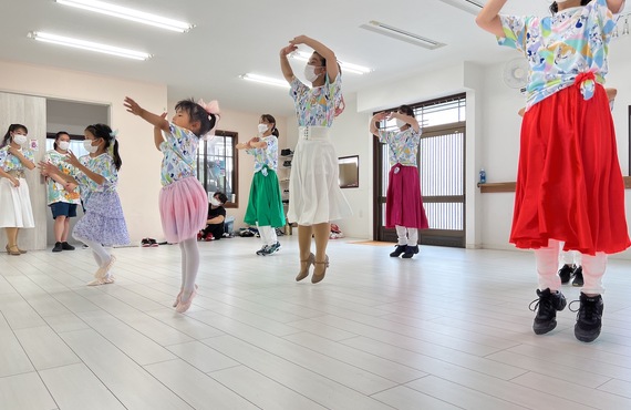 埼玉でダンスレッスン子ども上尾ダンスレッスンE Dance Studio
